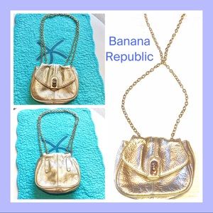 🆕 Banana Republic Gold Metallic Crossbody Purse
